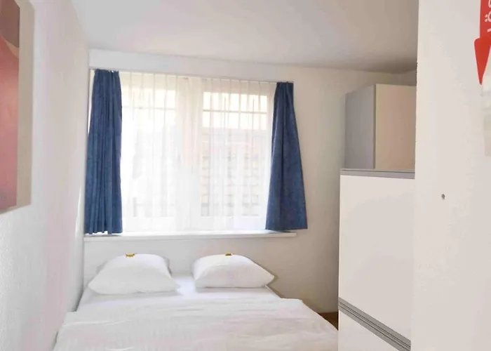 In Famous Area - Stork 31 *