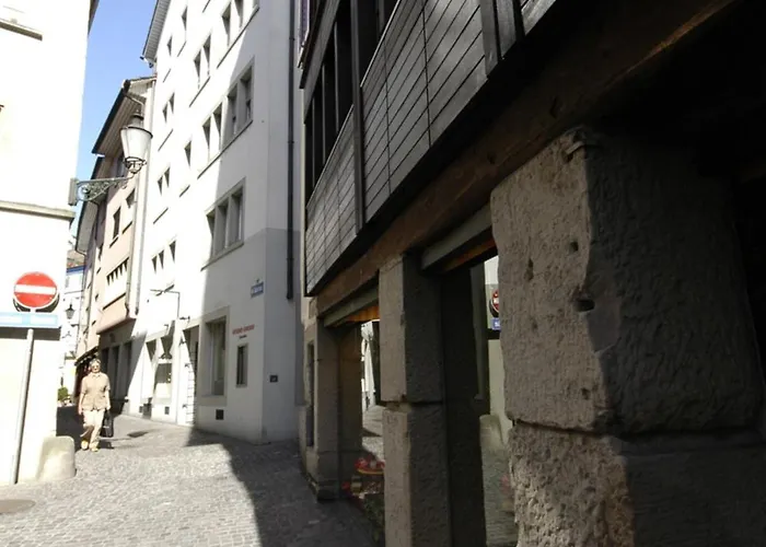 In Famous Area - Stork 31 Zurich